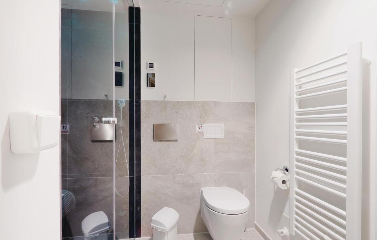 Amazing Apartment In Luebeck Travemuende With Sauna Ngoại thất bức ảnh